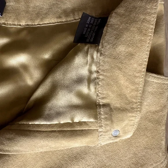 Beautiful Suede Lined Skirt - Picture 5 of 9